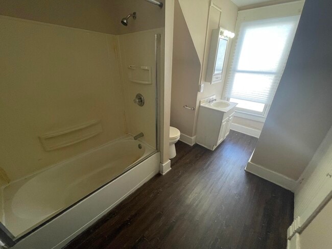 Foto del edificio - 321-2 Robinson-