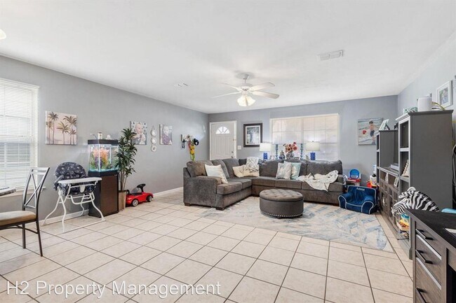 Building Photo - 3 br, 2.5 bath House - 2961 Olson Landing ...