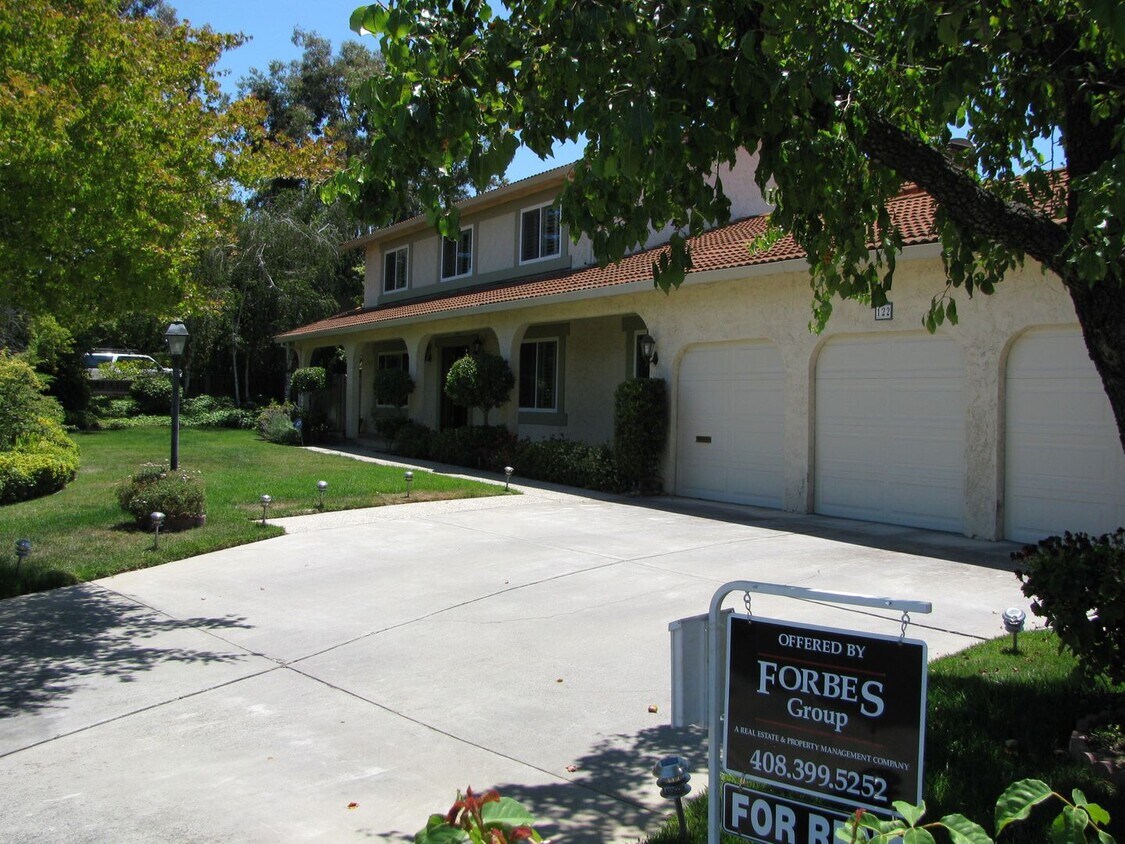Primary Photo - Coming Soon! Beautiful Gated Community in ...