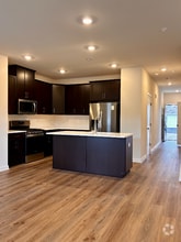 Building Photo - 259 Talucci Dr
