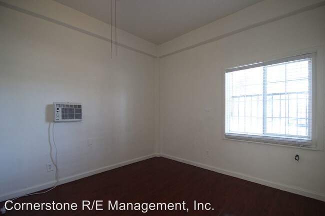 Building Photo - 3774 Roosevelt St
