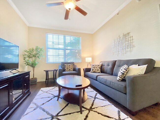 Foto del edificio - 9781 Magnolia Blossom Dr