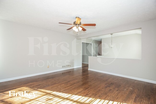 Building Photo - 1797 Bobo Rd