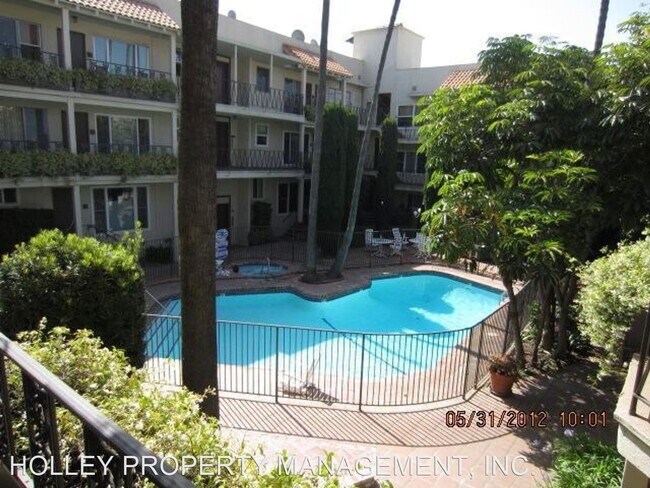 Foto del edificio - 1 br, 1 bath House - 11670 SUNSET BLVD 110