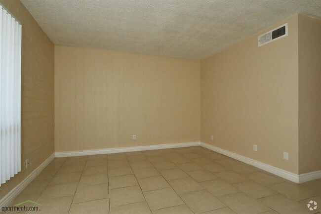 Living Room - Radius Apartments