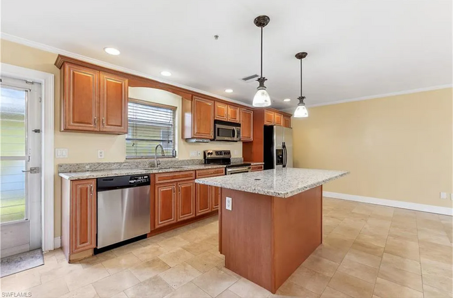 Foto del edificio - 4225 SE 19th Ave