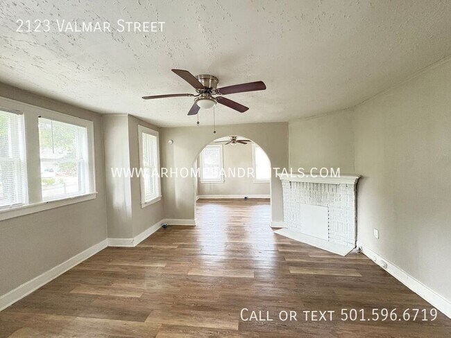 Foto del edificio - 2123 Valmar St
