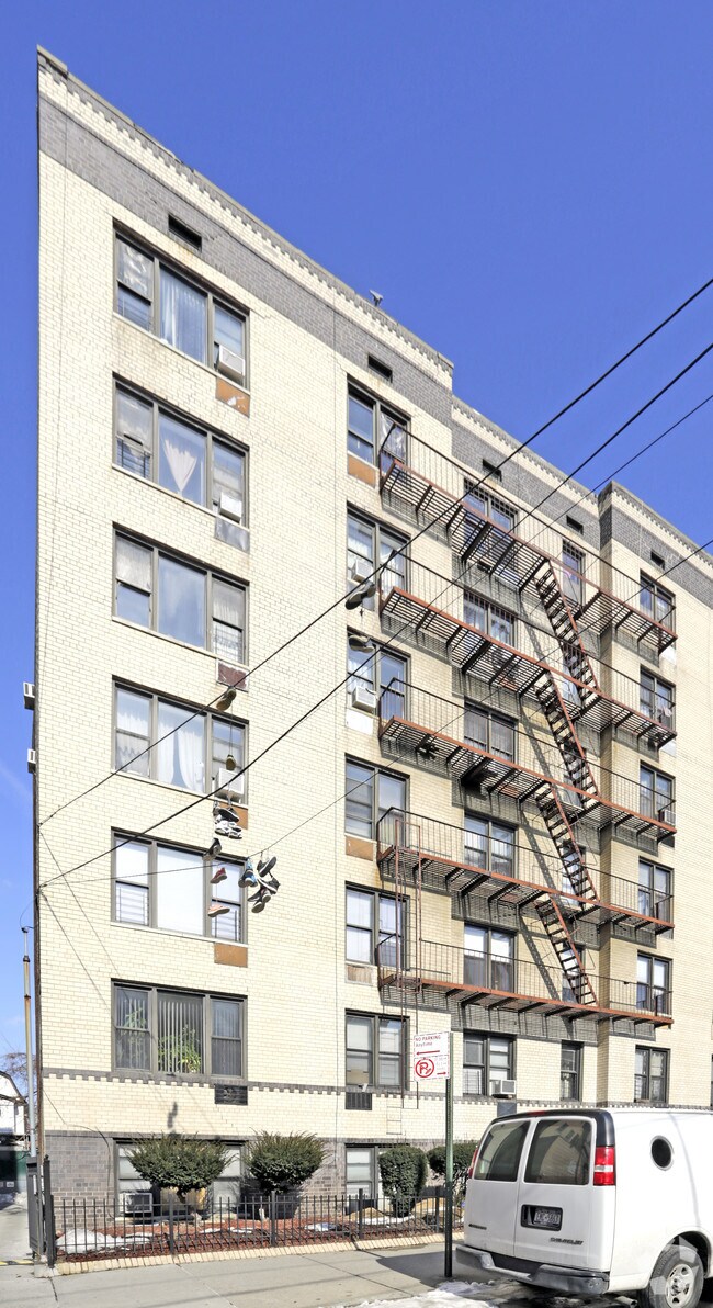 4323 Ithaca St, Flushing, NY 11373 Apartments in Flushing, NY