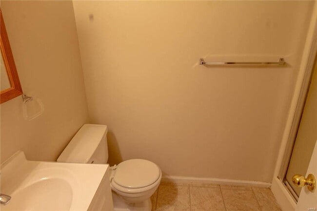 Building Photo - Lindell Blvd  4319 #d