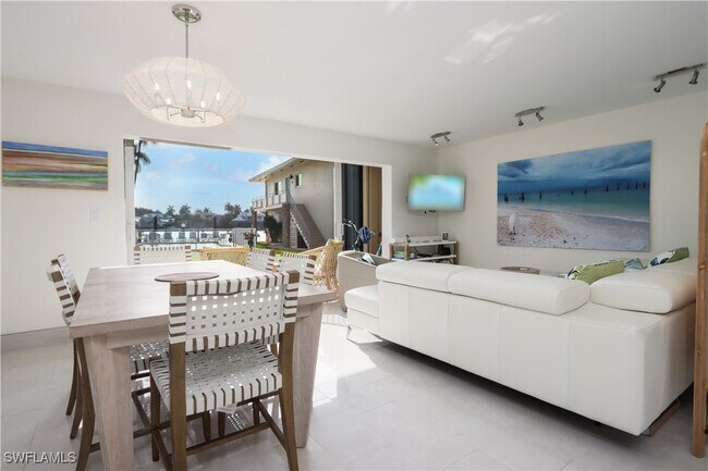 Foto del edificio - 2500 Gulf Shore Blvd N