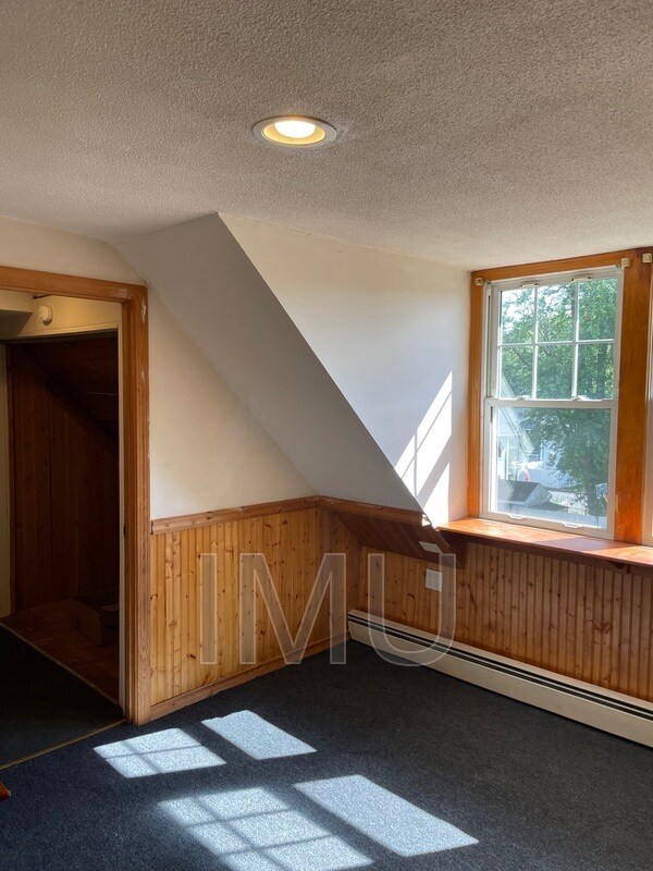 2 S Brook St Unit 3, Haverhill, MA 01835 Condo for Rent in Haverhill