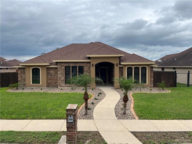 Building Photo - 3012 La Puerta Ave