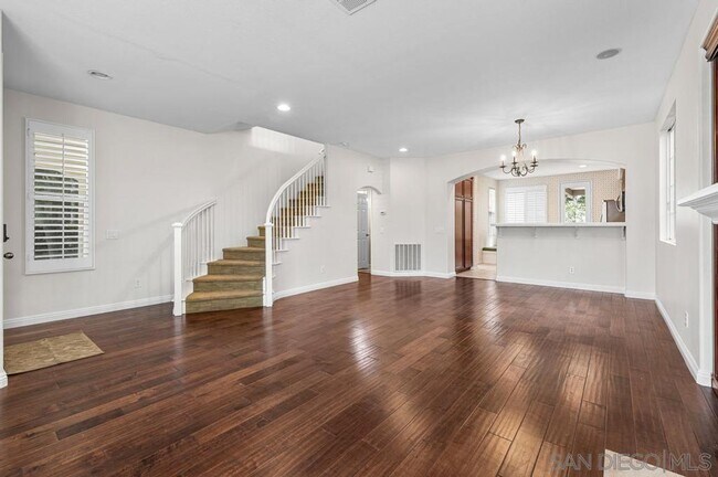 Building Photo - 727 San Juan Pl