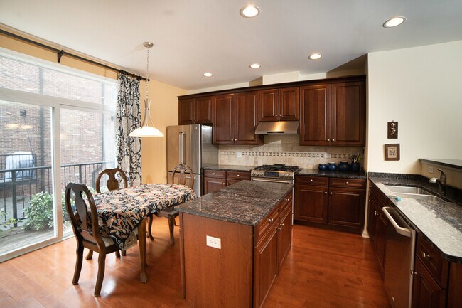 Foto del edificio - 3628 S Sangamon St