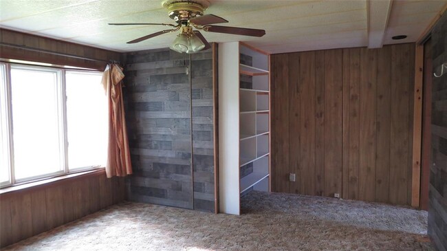 Building Photo - 2746 Shady Creek Ln