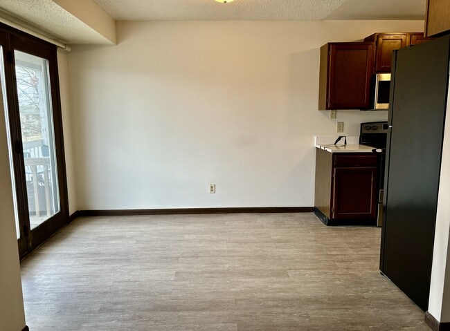 Foto del edificio - 338 Oxford Ct