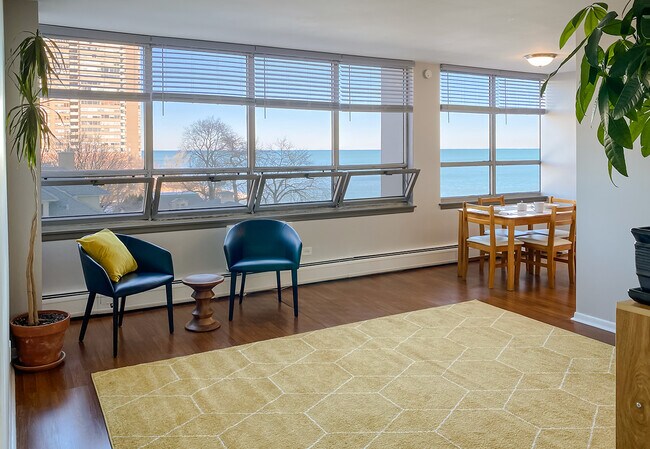 Foto del edificio - 6171 N Sheridan Rd