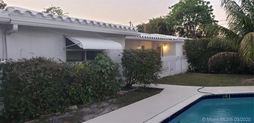 Foto del edificio - 2442 Garfield St