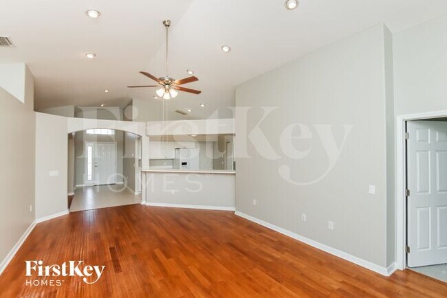 Building Photo - 2751 Bradfordt Drive