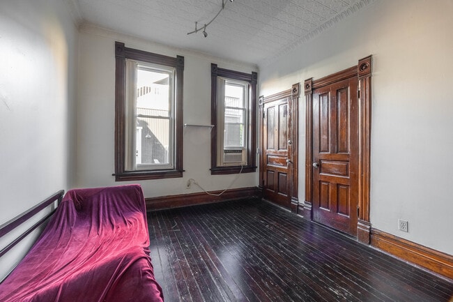 Building Photo - 1820 S Allport St