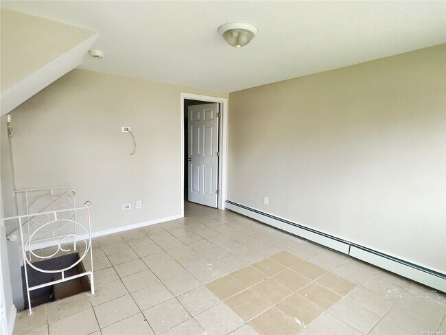 Foto del edificio - 58 Alexander Ave