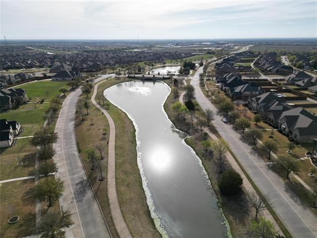 Foto del edificio - 1535 Calcot Ln