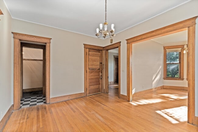 Building Photo - 4158 Avery St