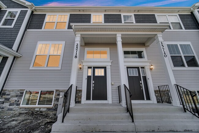 Foto del edificio - 25718 W Yorkshire Dr