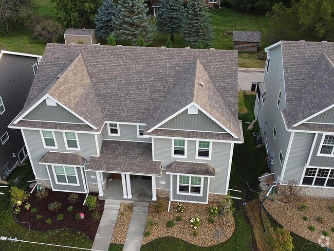 Exterior, Aerial View - 5870 Lien Rd