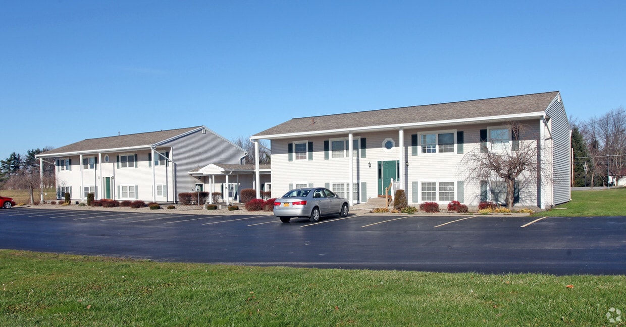 21602168 Walworthpenfield Rd, Walworth, NY 14568 Apartments in Walworth, NY