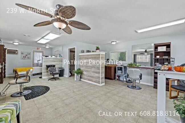 Foto del edificio - 239 W North St