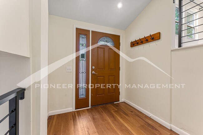 Foto del edificio - 1099 S Johnson Way