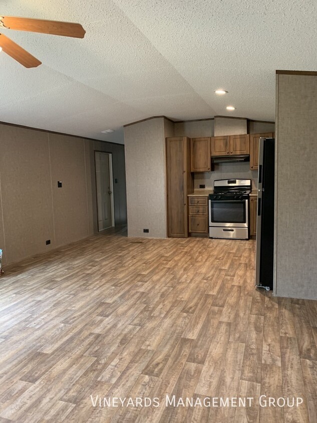 Primary Photo - Coachlight North Has New Homes For Rent!
