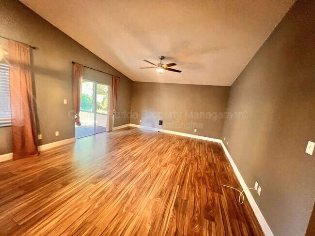 Foto del edificio - 634 Boniview Ln