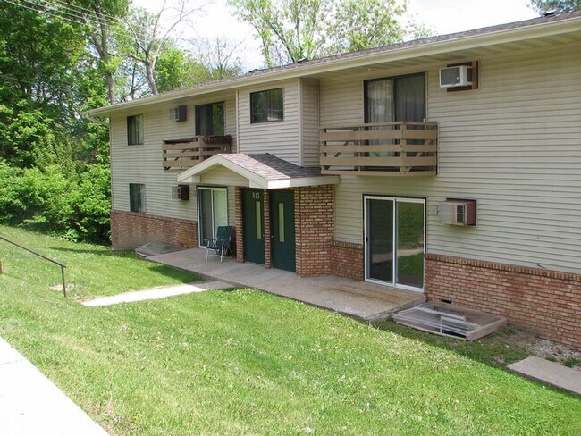 Foto del edificio - 813 Lincoln Ave