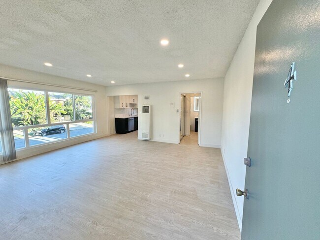 Foto del edificio - 3419-31 Keystone Ave