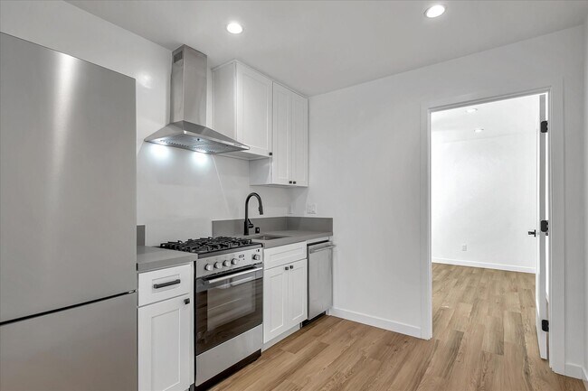 Building Photo - 22256 Avenue San Luis