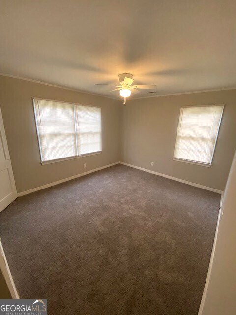 Building Photo - 5128 Phillips Dr