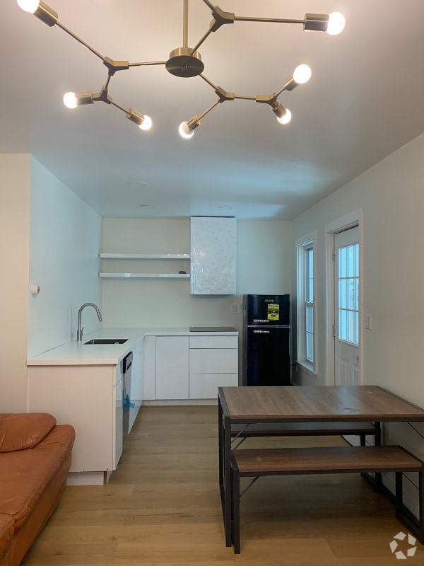 Apartments under 2,000 in Stone Ridge, NY 1 Rentals