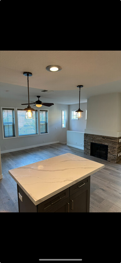 Living Room1 - 8 Sagebrush