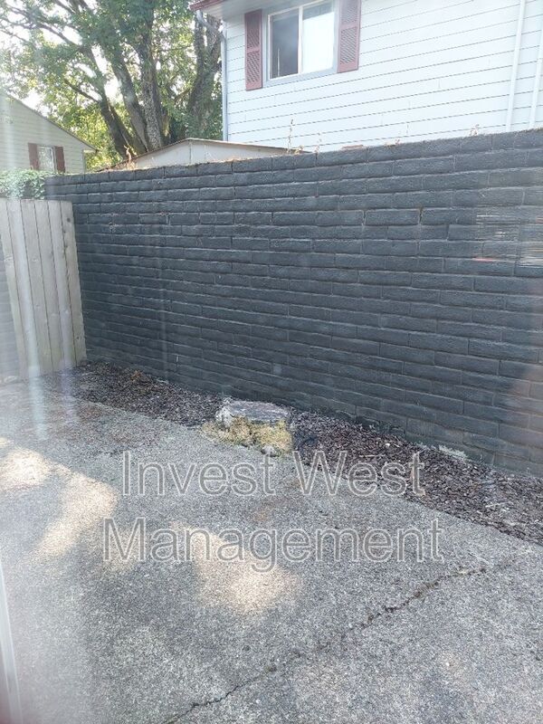 Foto del edificio - 3017 E 20th St