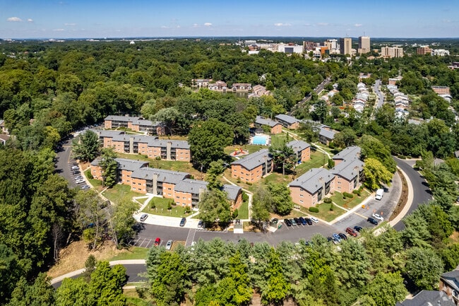 Fireside Park Apartments - Parkside Landing