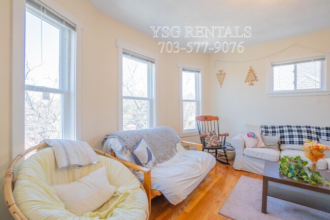 Foto del edificio - 364 Highland Ave