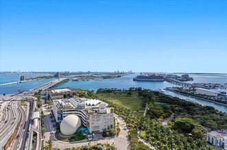 Building Photo - 1100 Biscayne Blvd