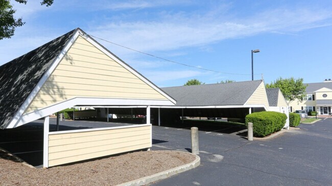 Building Photo - 79 Highwood Pl