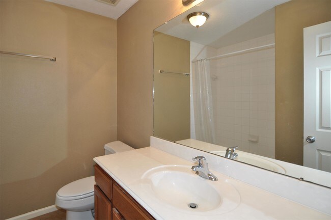 Building Photo - 21461 W Wallis Dr