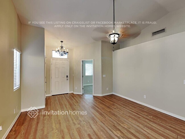 Foto del edificio - 30737 N Royal Oak Way