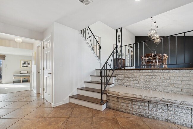 Foto del edificio - 1240 Eaton Ct