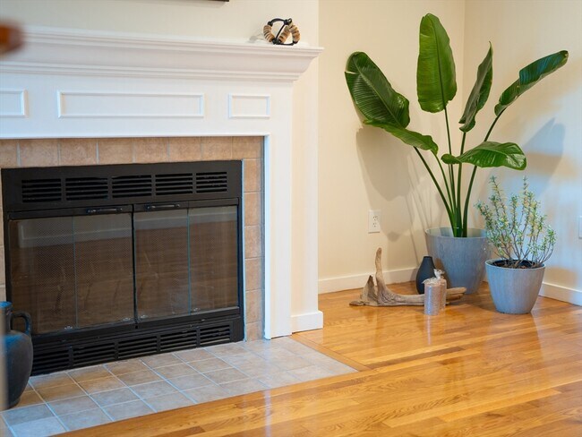 Foto del edificio - 82 Camelot Dr