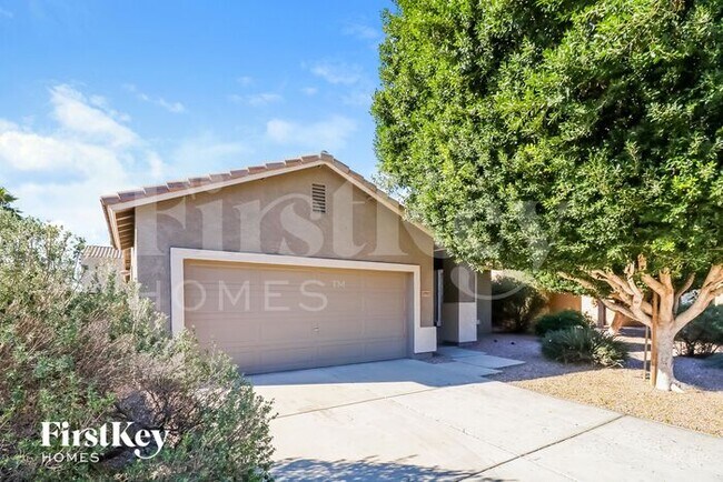 Building Photo - 15927 W Maui Ln